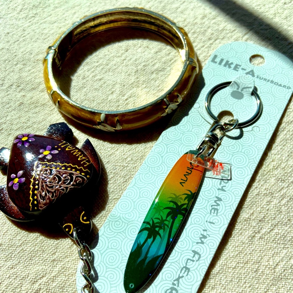 Trio of Hawaiian Accessories Purple Passion